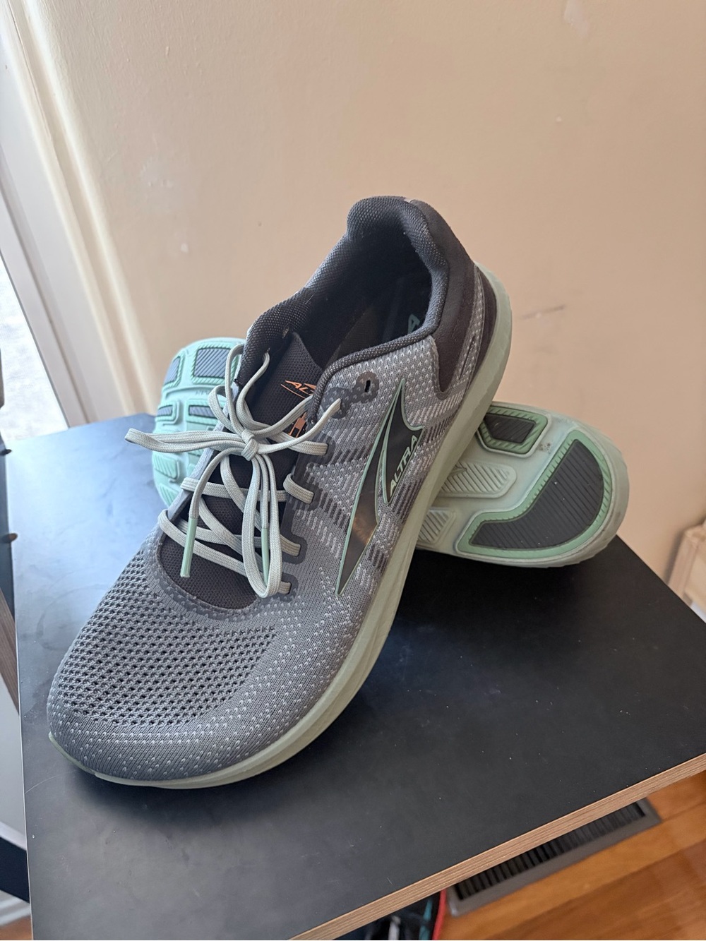 Altra x Smartwool Escalante